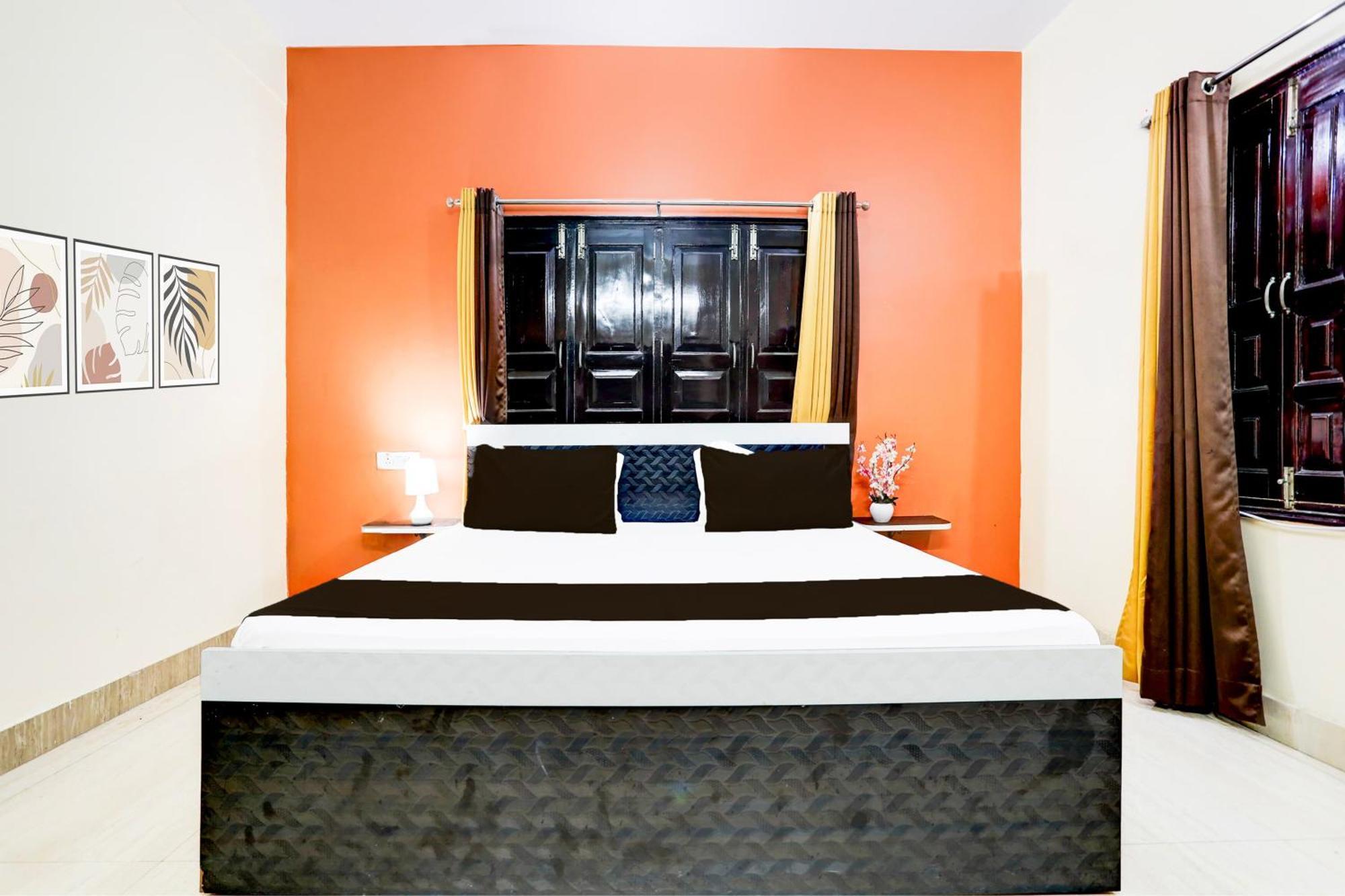 Fabhotel Rb Palace فاراناسي المظهر الخارجي الصورة